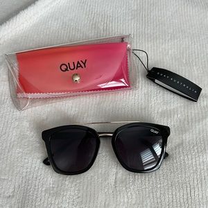 Quay Sweet Dreams Black / Lens Smoke